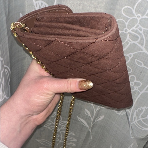 Chanel Quilted Crossbody Bag - Picture 5 of 10